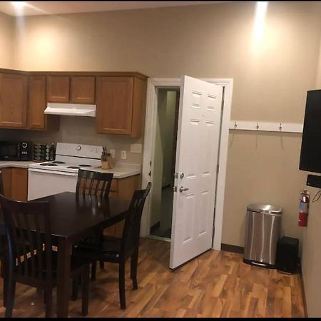 Jefferson Street Loft 20 Day Minimum Stay 伯灵顿 外观 照片